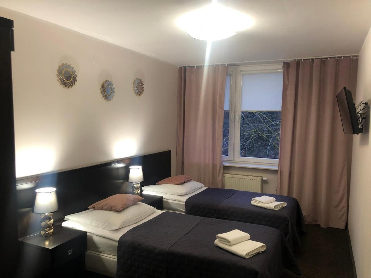 Hotel Sosnowe Zacisze Kleosin Exterior foto